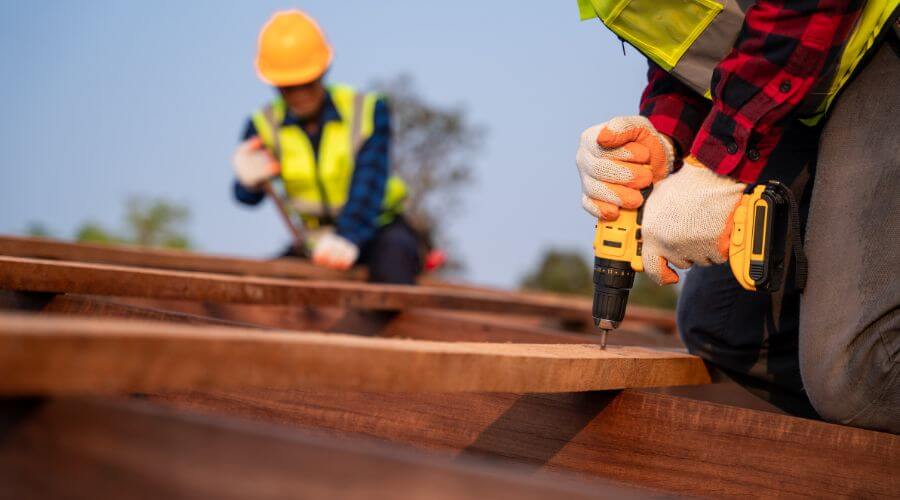 Professional gutter cleaning in Pioneer, LA